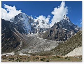ヒマラヤ山脈のイメージ